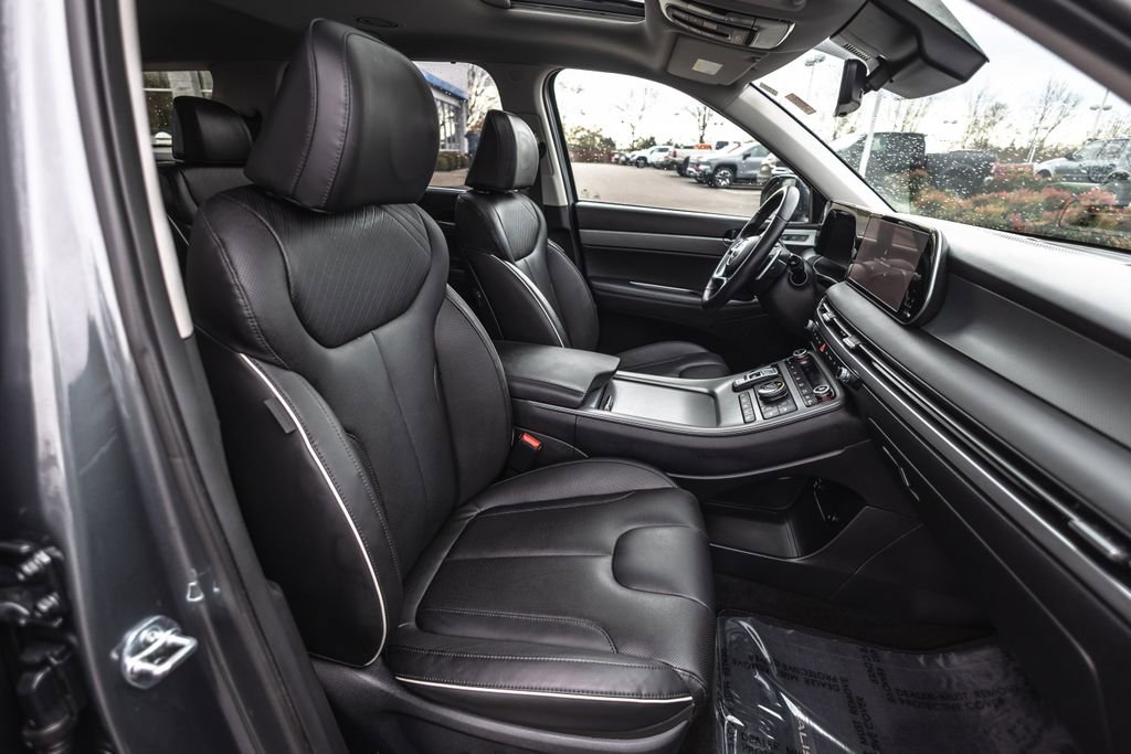 Used 2023 Hyundai Palisade SEL w/ Premium Package image 27