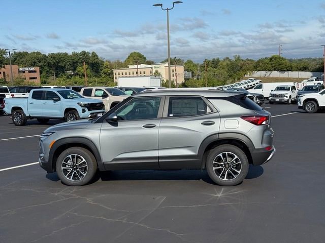 New 2026 Chevrolet TrailBlazer LT w/ Convenience Package image 2