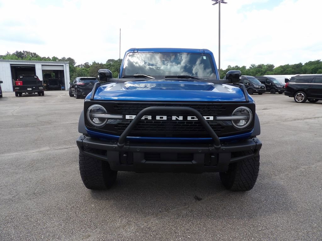 Used 2021 Ford Bronco First Edition AWD/4WD image 3