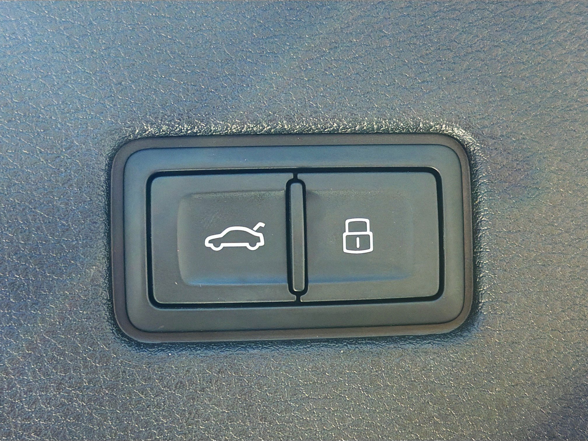 Used 2024 Audi SQ8 Prestige image 12