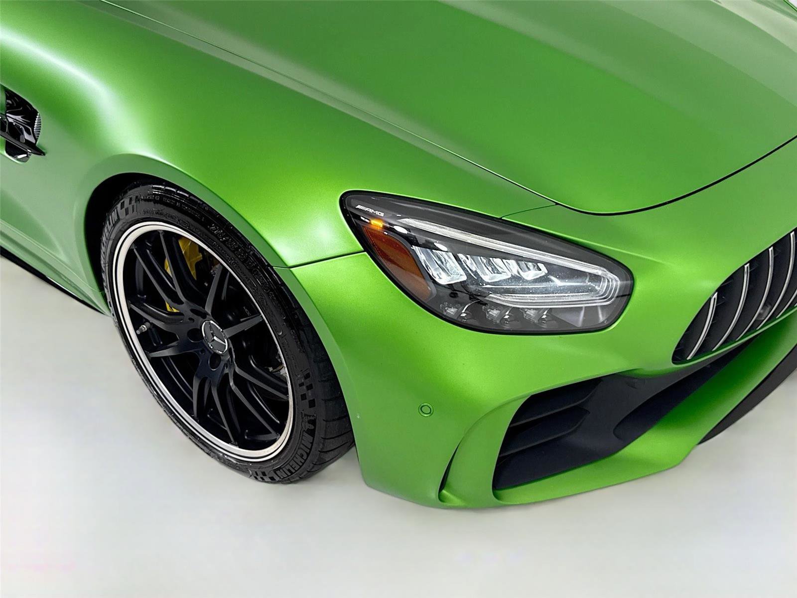 Used 2020 Mercedes-Benz AMG GT R image 34