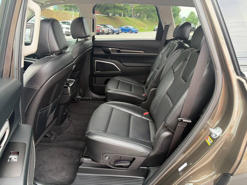 Used 2025 Kia Telluride S AWD/4WD image 26