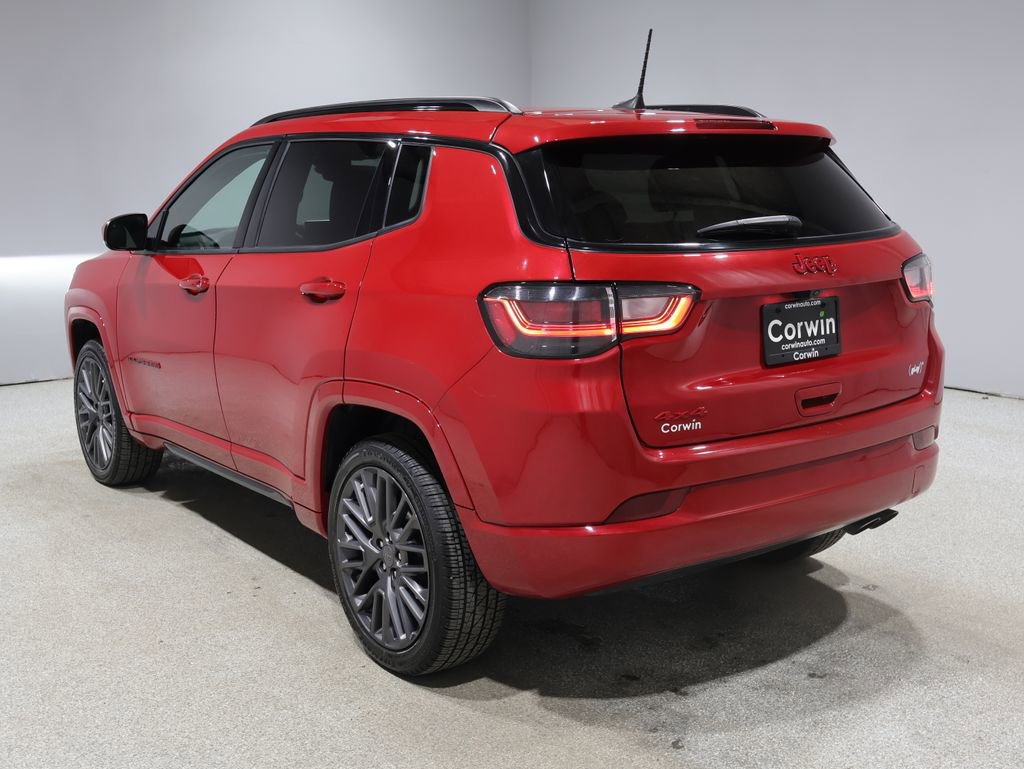 Used 2022 Jeep Compass Limited w/ (RED) Package image 6