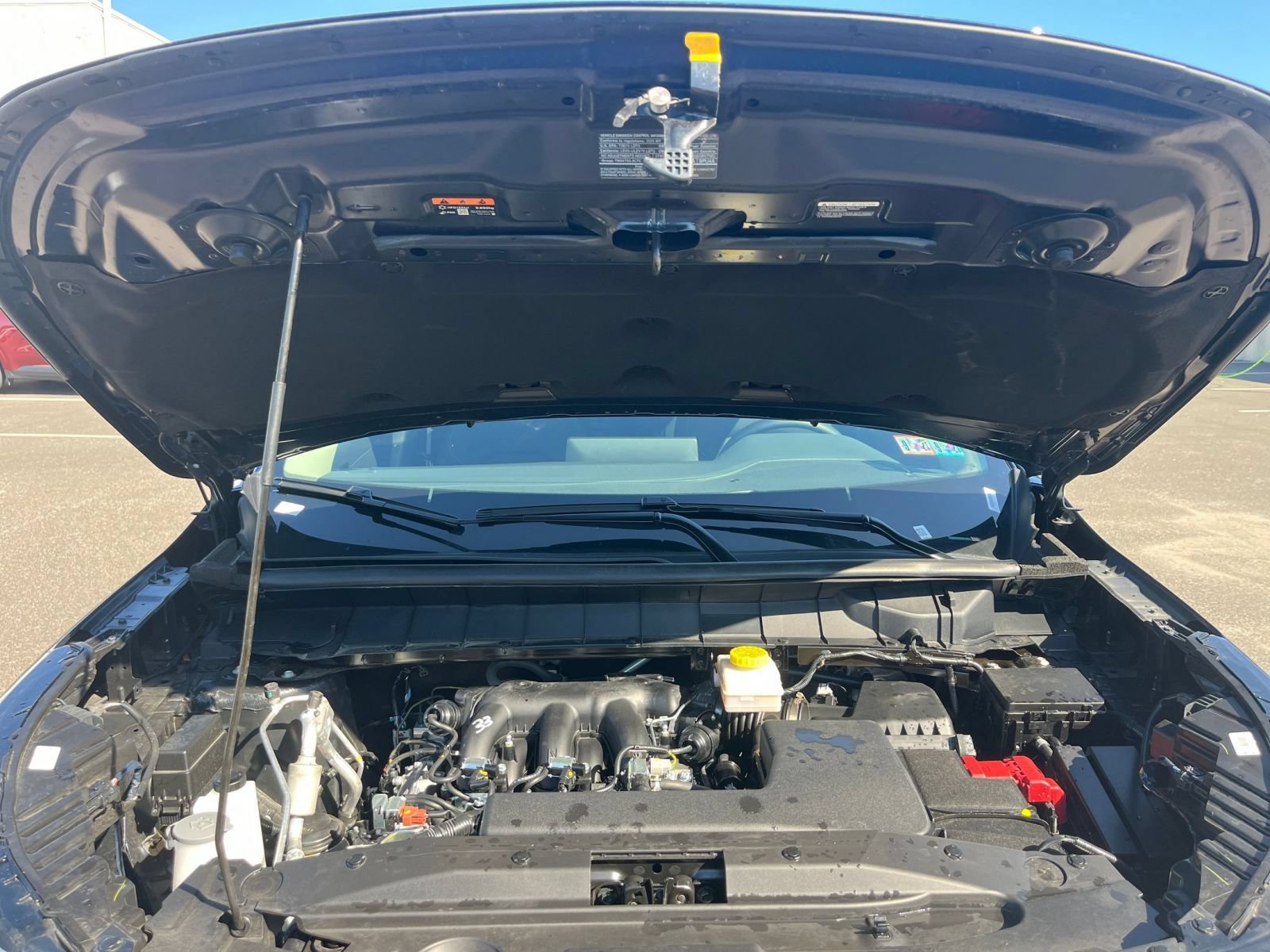 Used 2026 Nissan Pathfinder SV FWD image 34