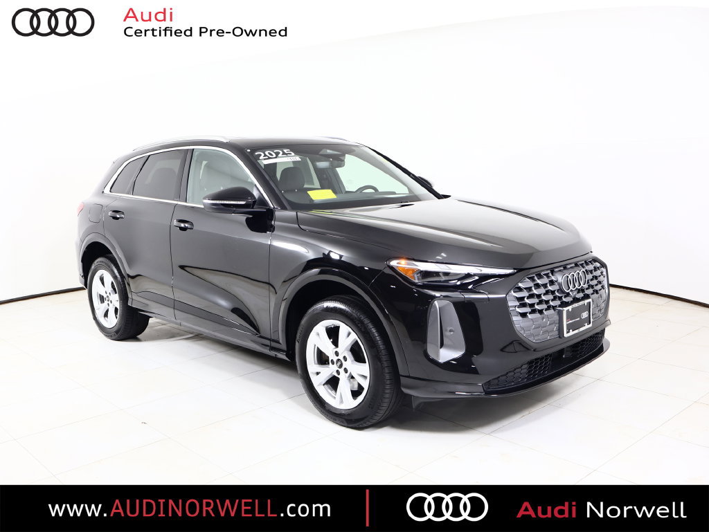Certified 2025 Audi Q5 Premium w/ Convenience Package