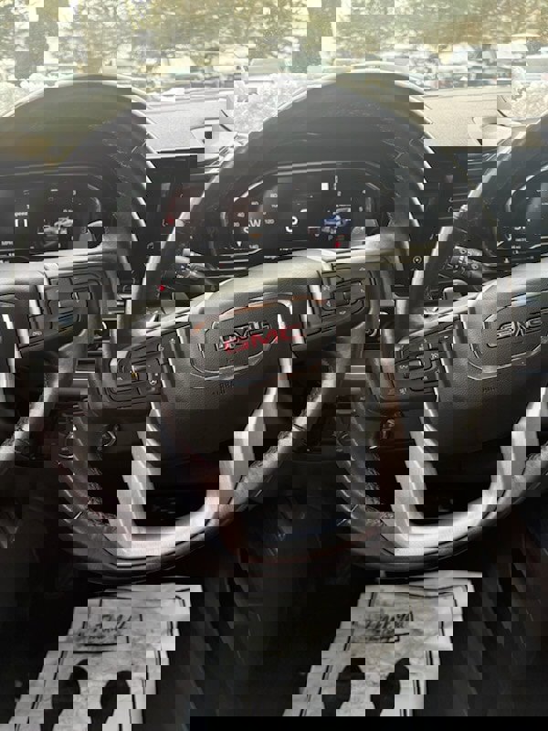 Used 2022 GMC Sierra 1500 SLT w/ SLT Premium Plus Package image 10