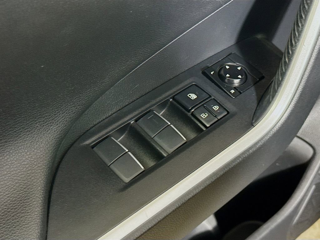 Used 2019 Toyota RAV4 XSE image 17