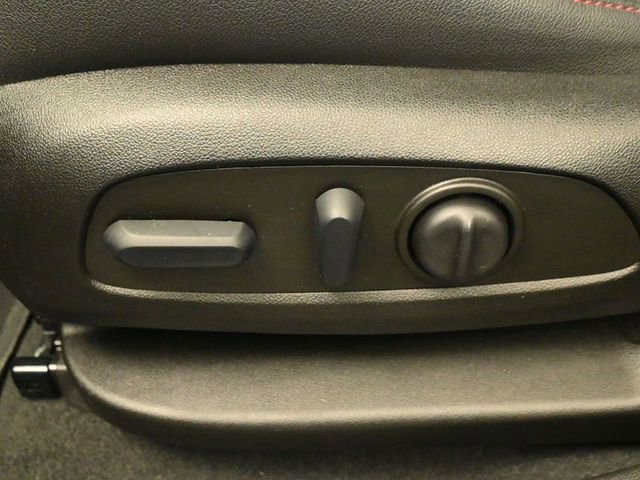 Used 2022 Chevrolet Blazer RS w/ Driver Confidence II Package image 13