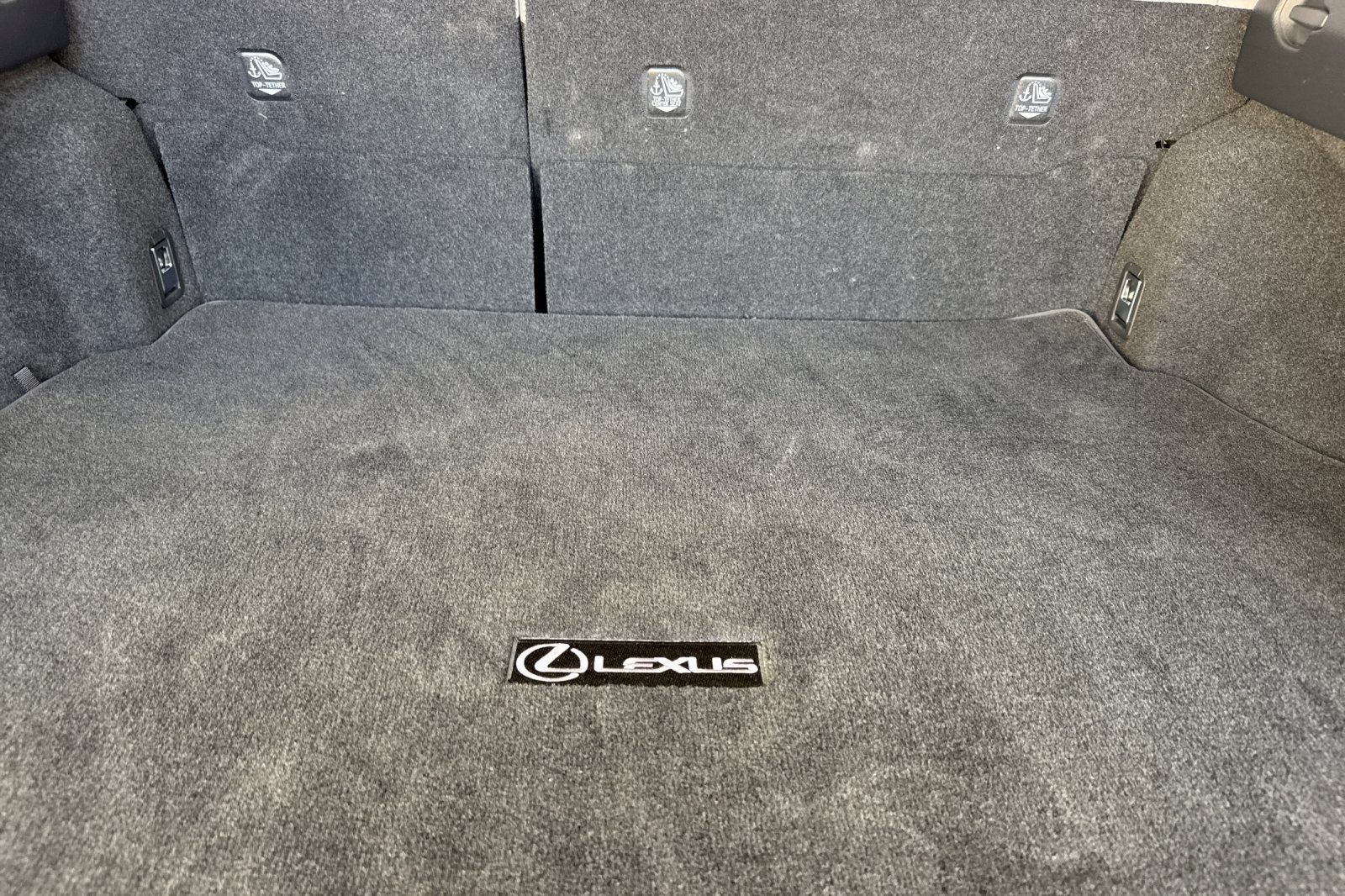 Certified 2026 Lexus UX 300h FWD w/ Accessory Package (Z1) image 19