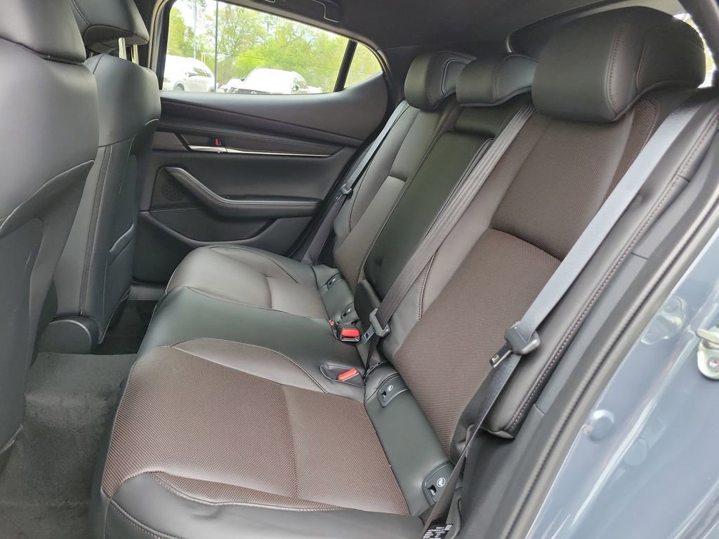 New 2026 MAZDA MAZDA3 Hatchback w/Premium Plus Pkg image 13