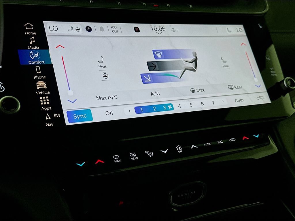 New 2026 Jeep Grand Cherokee Altitude AWD/4WD image 19