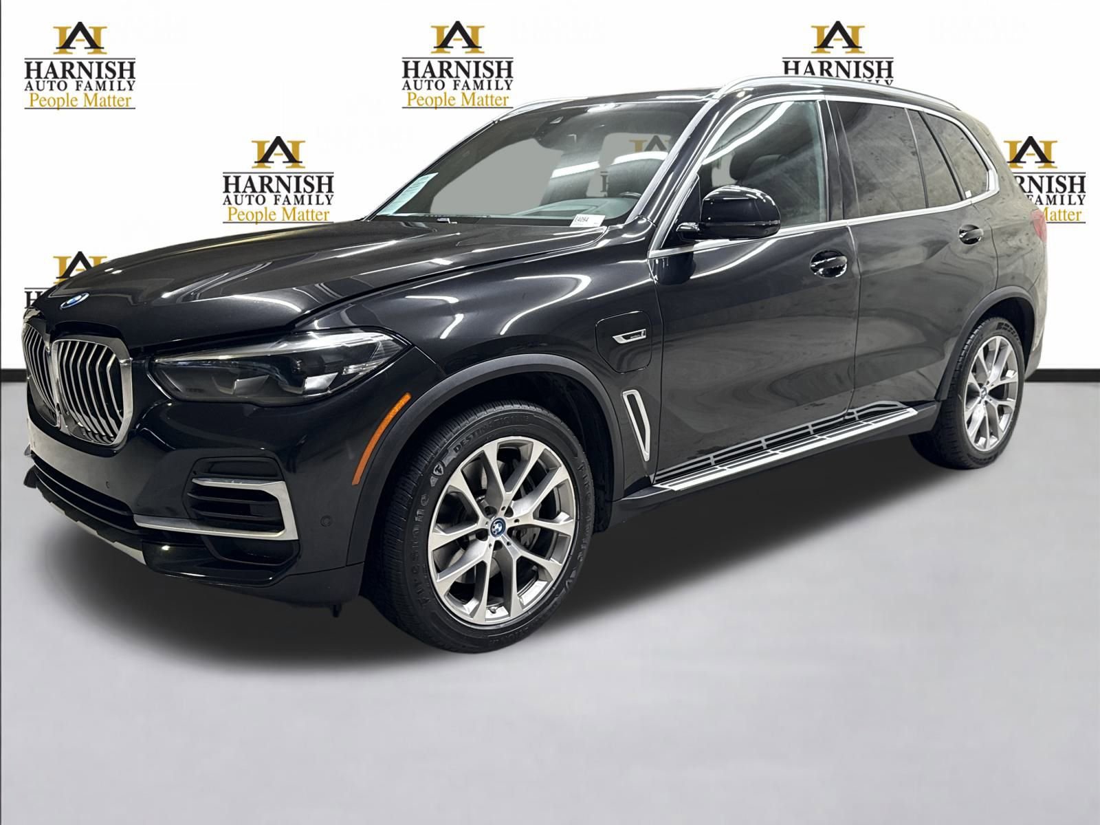 Used 2023 BMW X5 xDrive45e image 1
