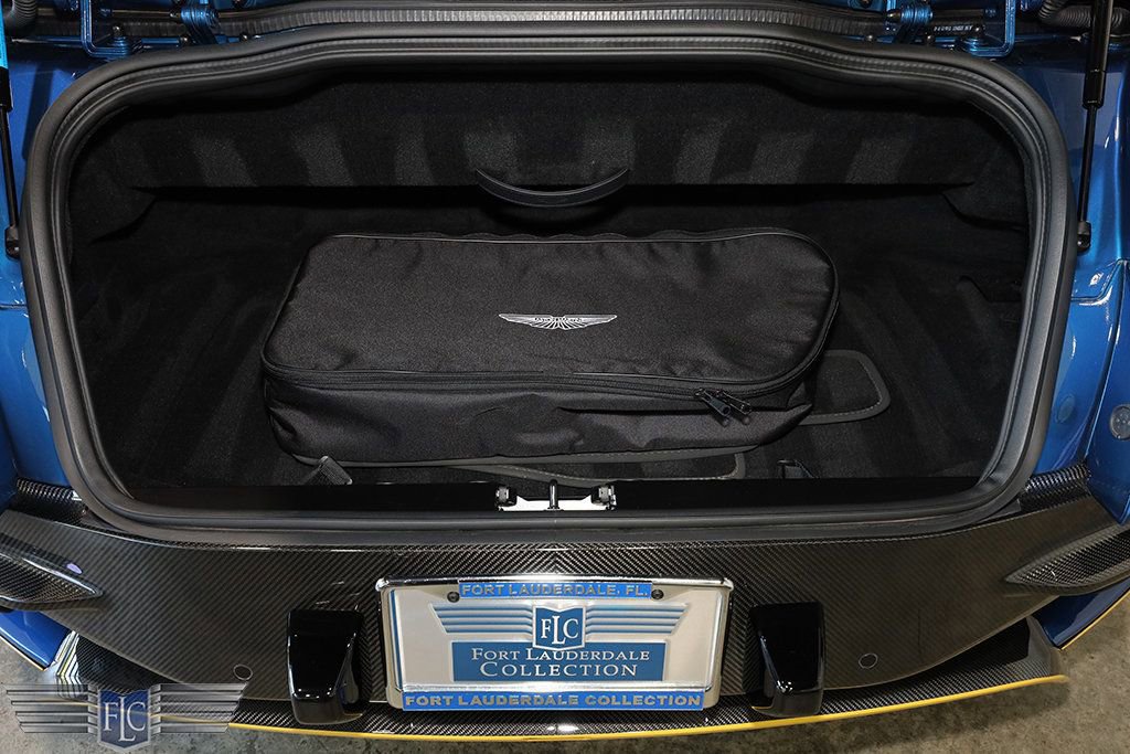 Used 2023 Aston Martin DBS Superleggera Volante image 43