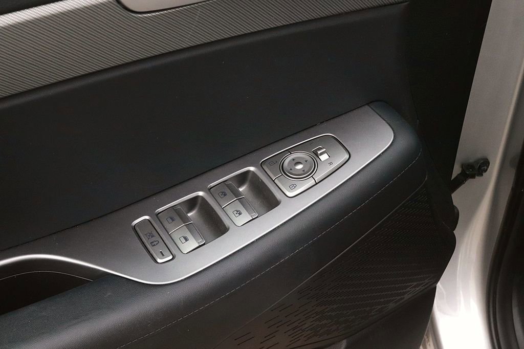 Used 2025 Hyundai Palisade SEL FWD image 10