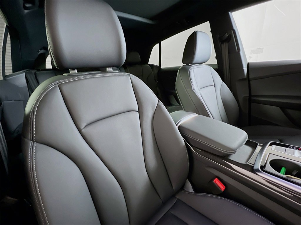 New 2025 Audi Q8 Premium image 30