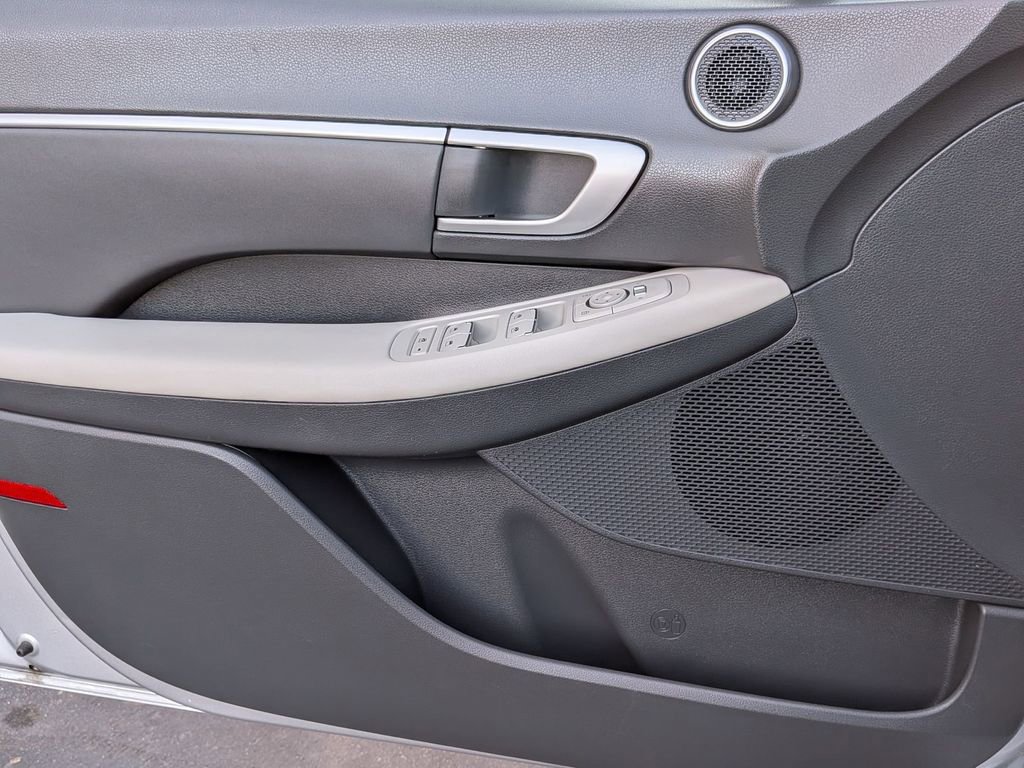 Used 2025 Hyundai Sonata SEL image 11