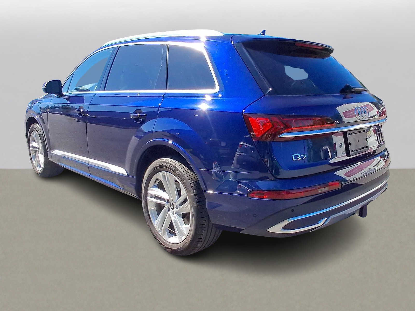 Used 2023 Audi Q7 3.0T Premium Plus w/ Premium Plus Package AWD/4WD image 28