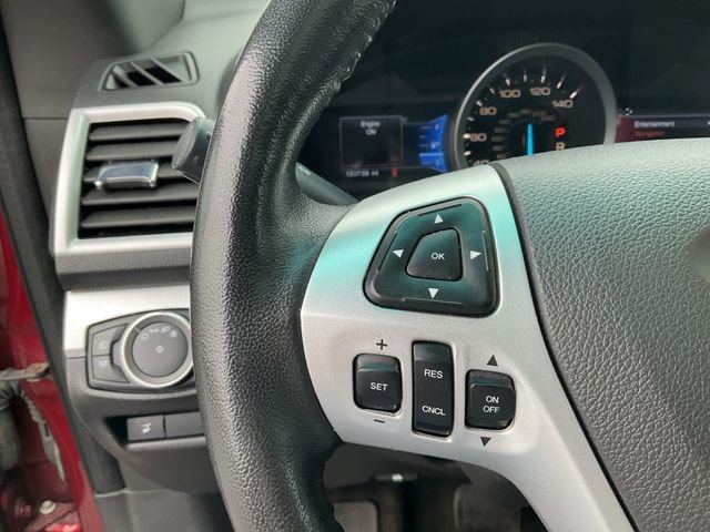 Used 2014 Ford Explorer XLT w/ Equipment Group 202A AWD/4WD image 22