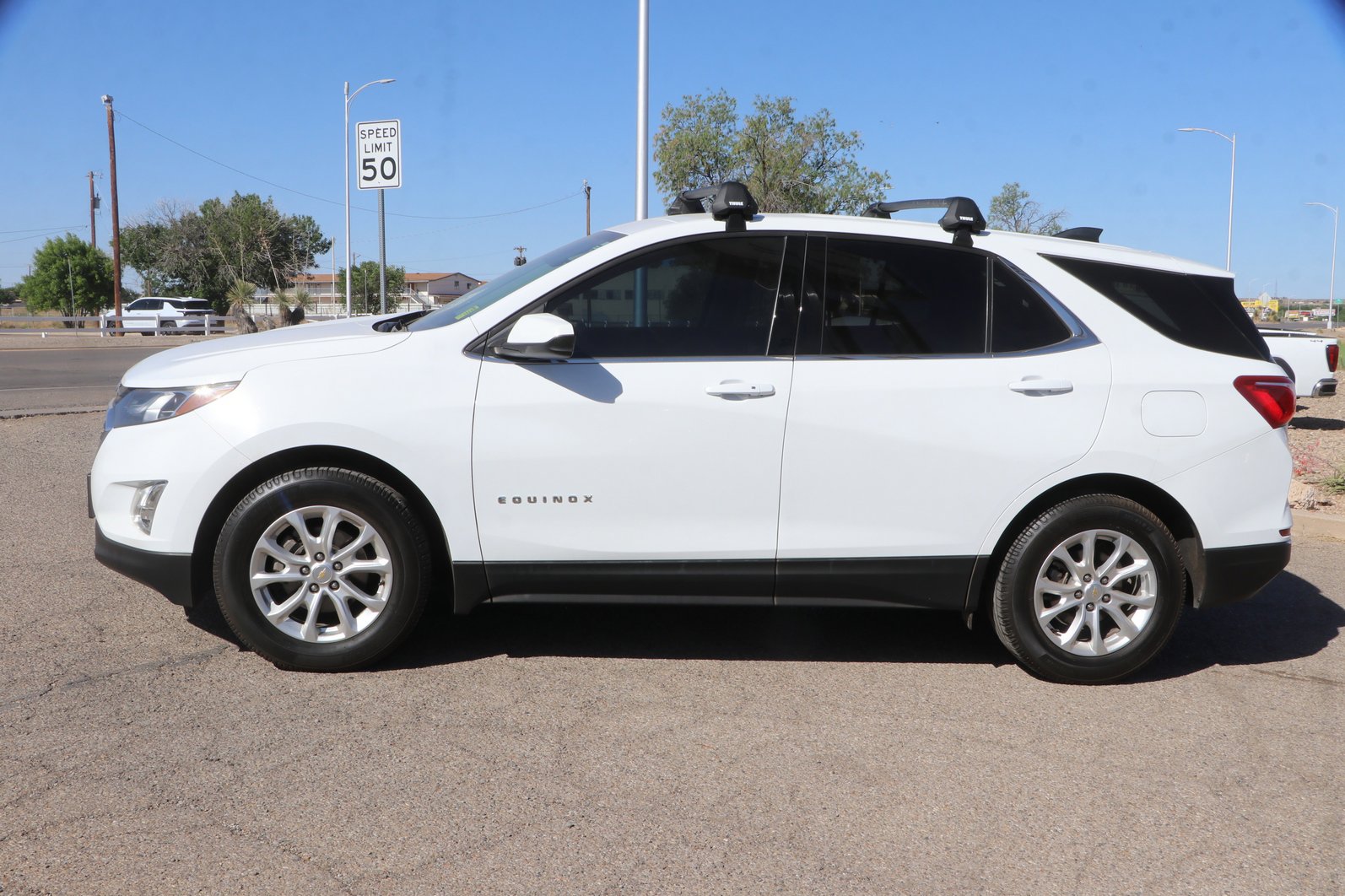 Used 2020 Chevrolet Equinox LT FWD image 4