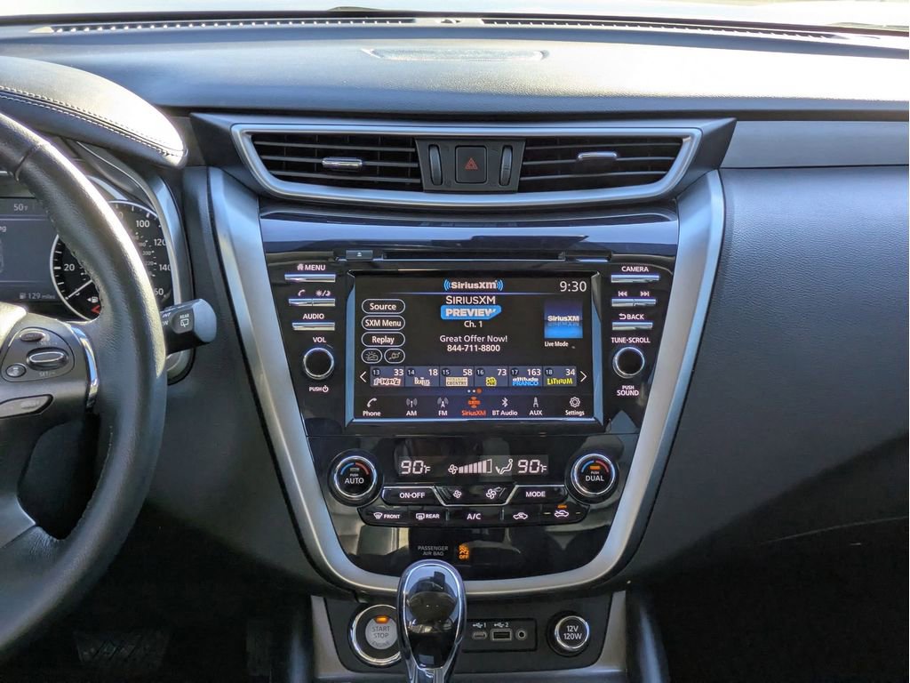 Used 2024 Nissan Murano SV w/ SV Midnight Edition Package image 16