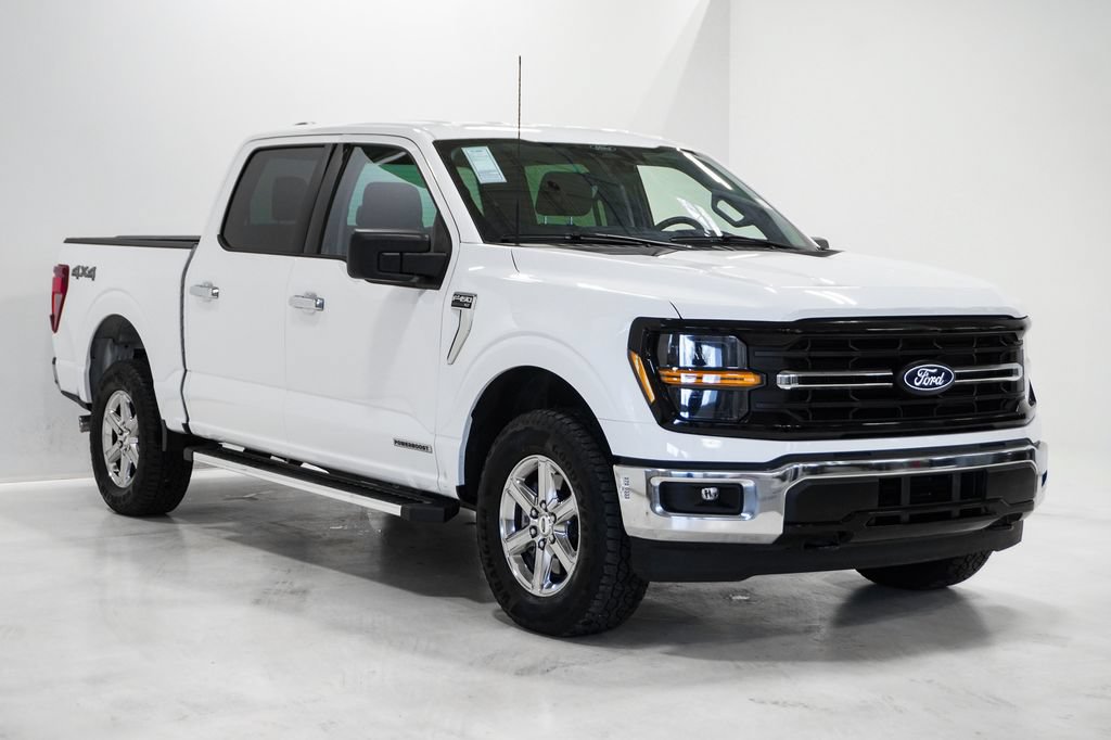 Used 2025 Ford F150 XLT w/ Equipment Group 301A Standard AWD/4WD image 4