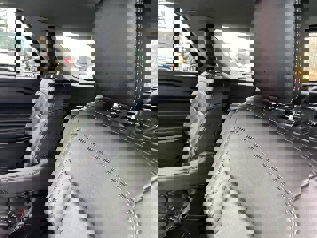 Certified 2022 Ford Explorer XLT w/ Equipment Group 202A image 26