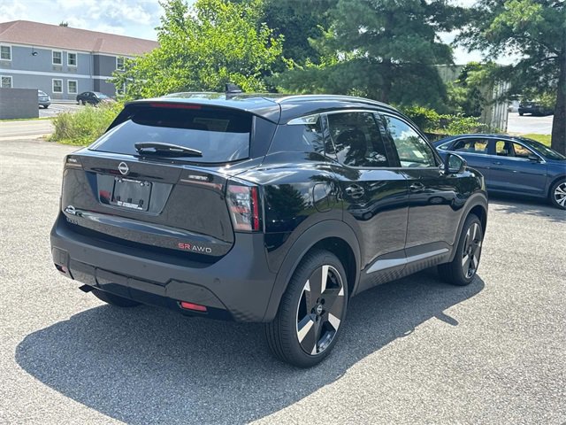 New 2025 Nissan Kicks SR w/ SR Premium Package image 4