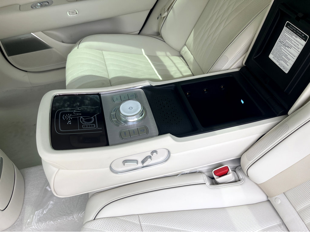 New 2025 Genesis G90 3.5T image 30