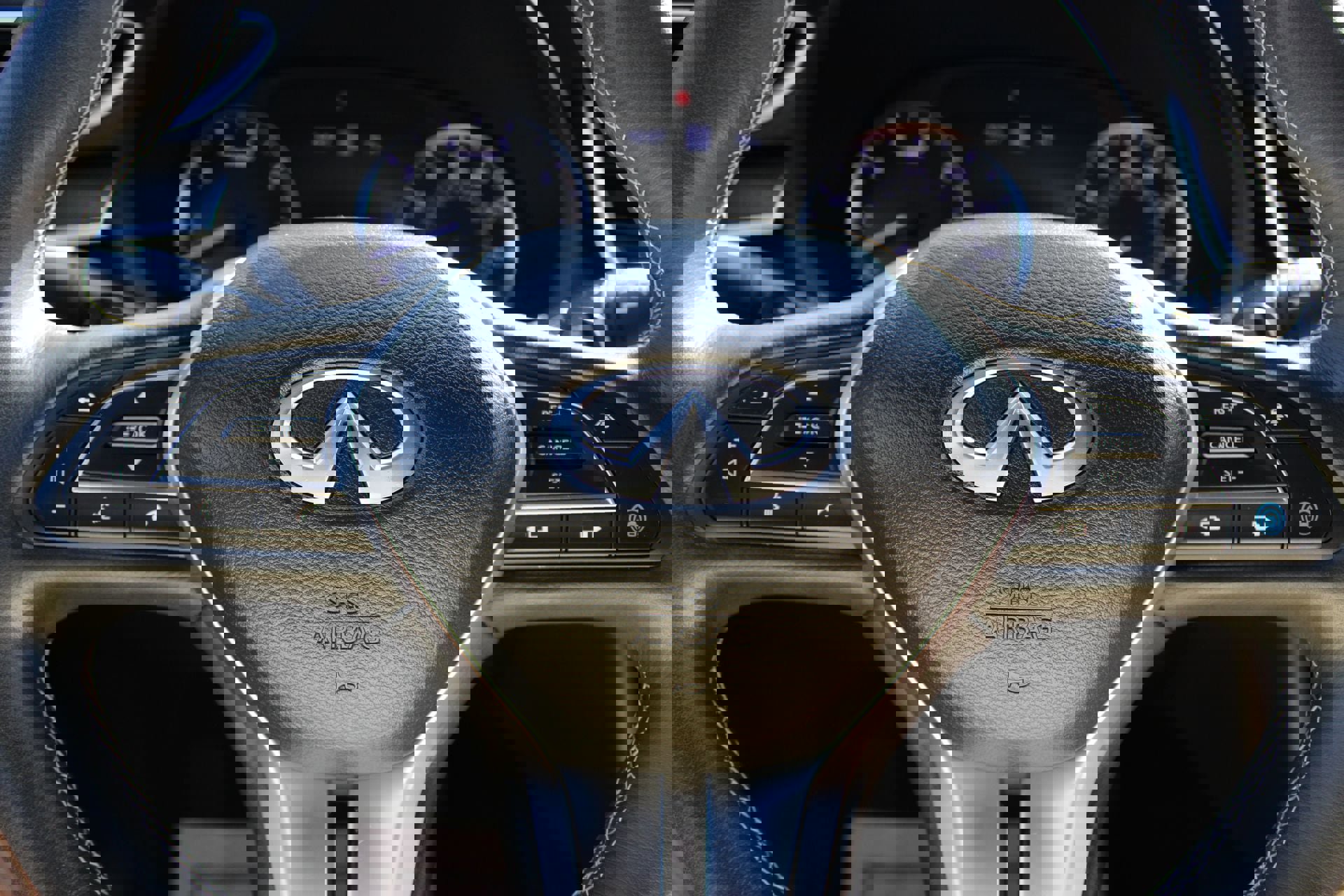 Used 2023 INFINITI QX55 Sensory w/ Lighting Package image 28