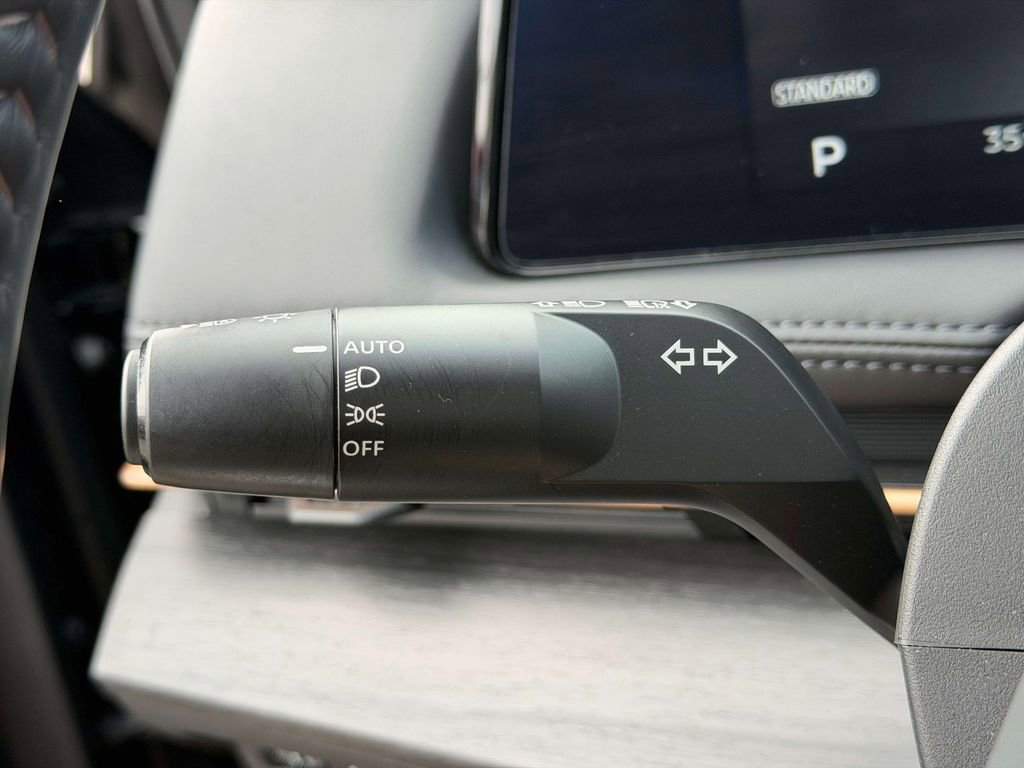 Used 2024 Nissan Ariya AWD image 24