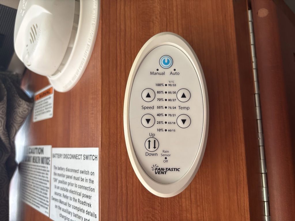 Used 2016 Mercedes-Benz Sprinter 3500 image 37