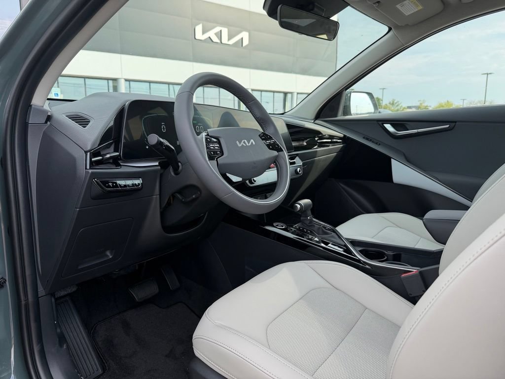 New 2026 Kia Niro EX w/ EX Premium Package FWD image 9
