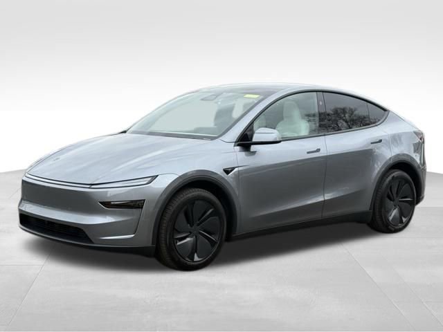Used 2026 Tesla Model Y Long Range AWD/4WD image 3
