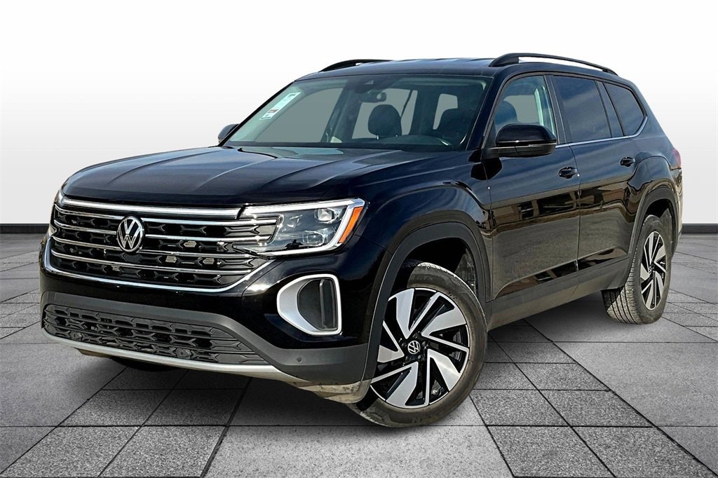 Used 2025 Volkswagen Atlas SE