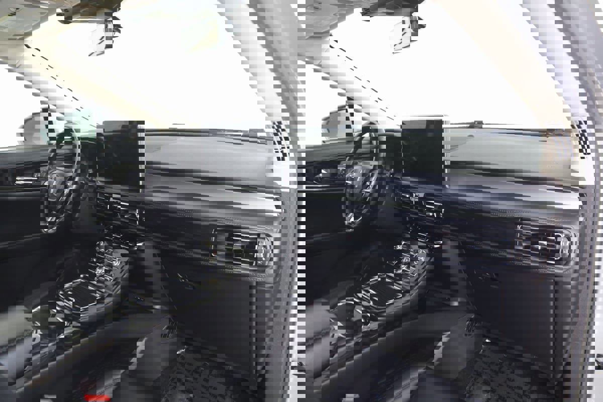 Used 2021 Lincoln Nautilus FWD w/ Equipment Group 101A image 40