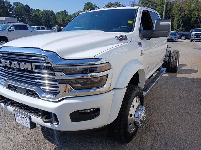 New 2027 RAM 5500 4x4 Crew Cab w/ Laramie Trim Package image 10
