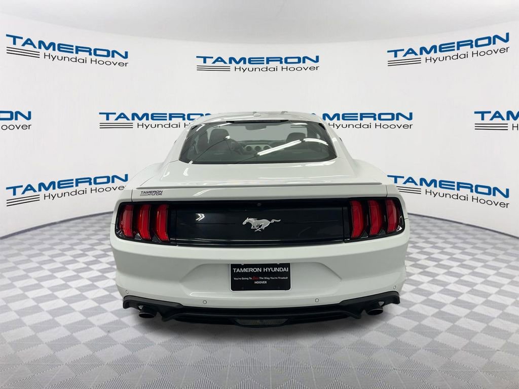 Used 2019 Ford Mustang Premium RWD image 4