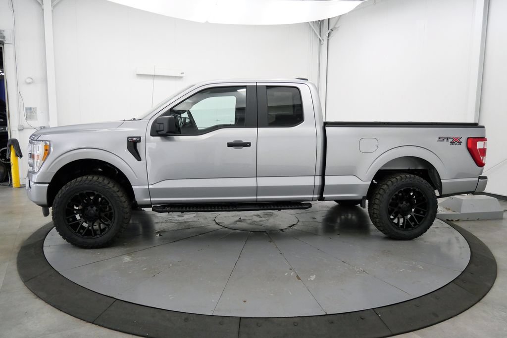 Used 2021 Ford F150 XL w/ Equipment Group 101A High AWD/4WD image 4