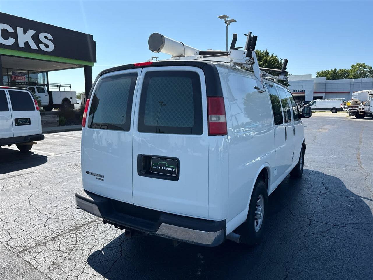 Used 2014 Chevrolet Express 2500 RWD image 8
