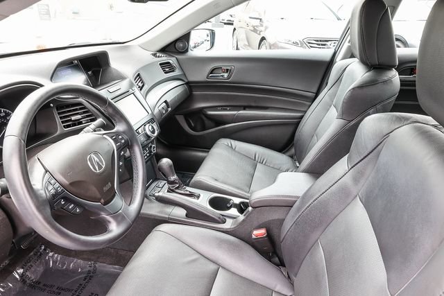 Used 2017 Acura ILX FWD image 21