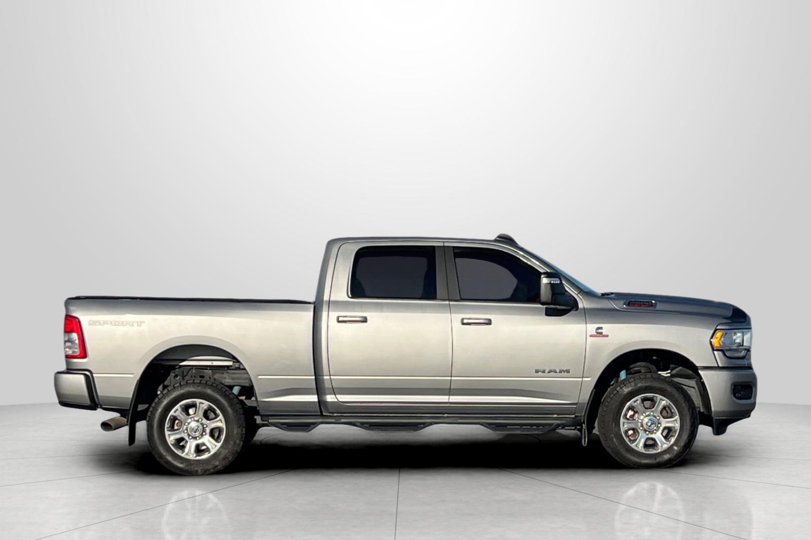 Used 2023 RAM 2500 Big Horn w/ Level 1 Equipment Group image 4