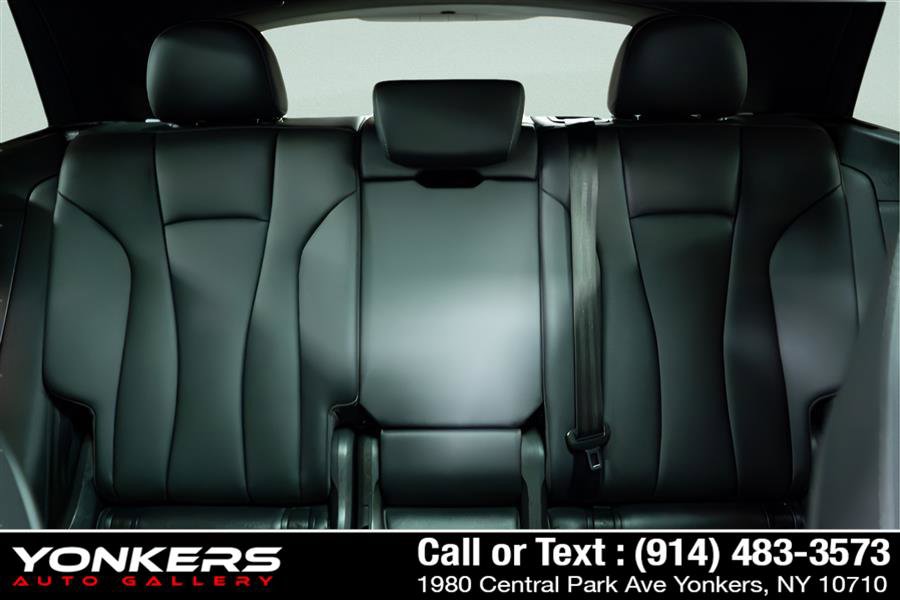 Used 2019 Audi Q8 Prestige w/ Year 1 Package image 60