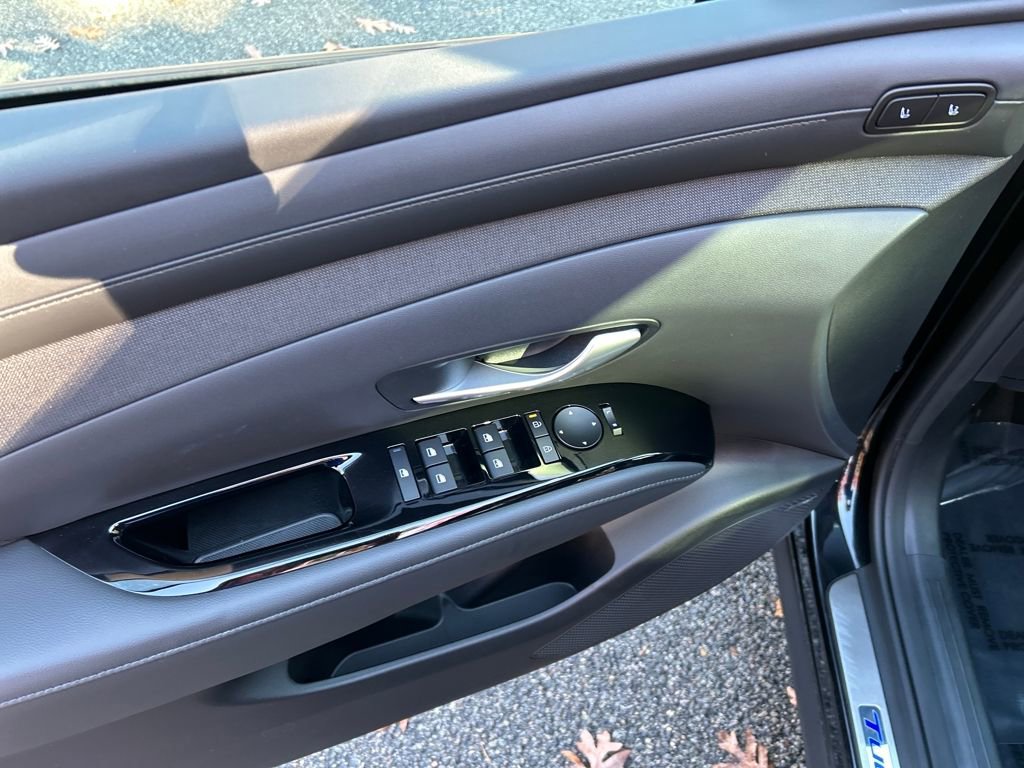 Certified 2025 Hyundai Tucson Limited image 15