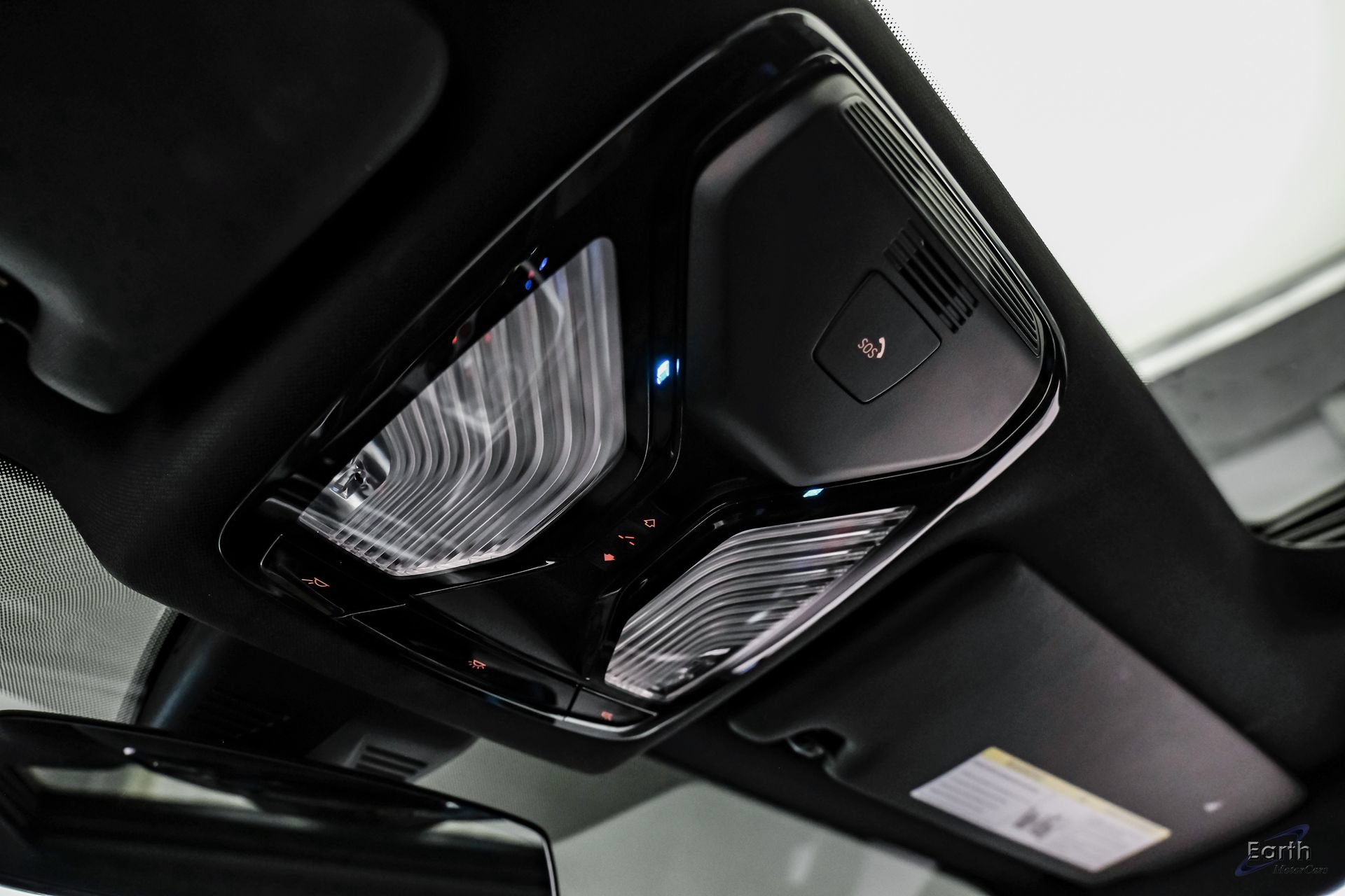 Used 2024 BMW M2 RWD image 39