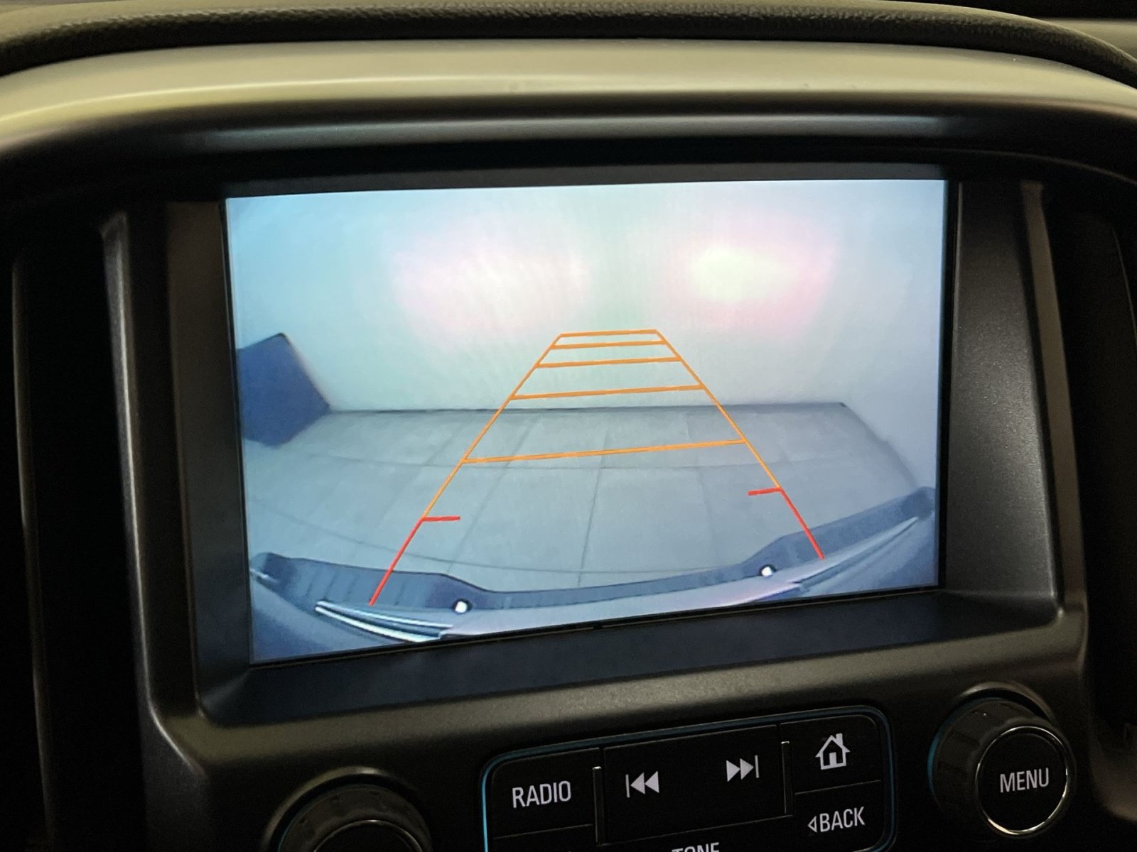 Used 2016 Chevrolet Colorado LT w/ LT Convenience Package RWD image 18