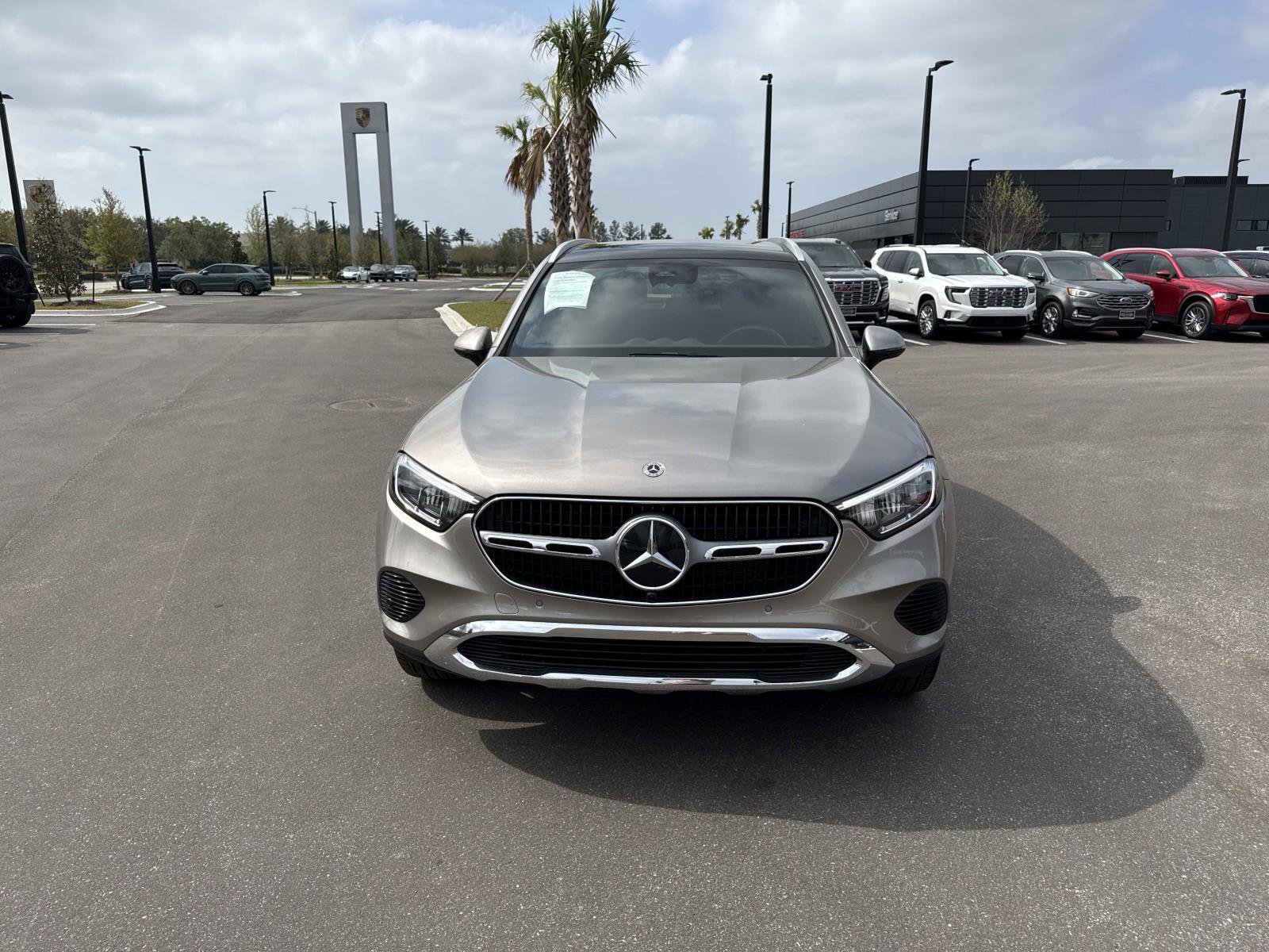 Used 2024 Mercedes-Benz GLC 300 image 8