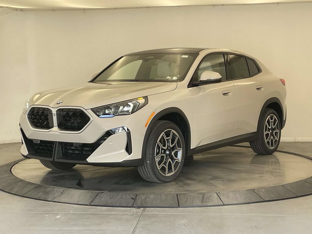 New 2026 BMW X2 xDrive28i w/ Technology Package AWD/4WD image 1