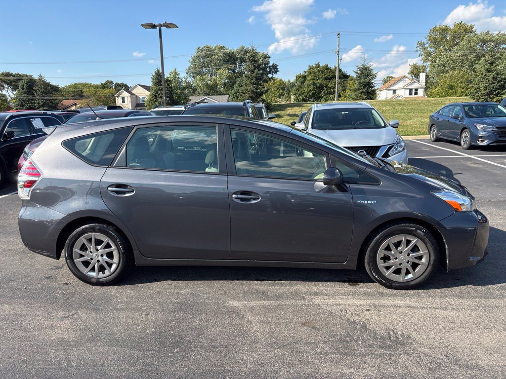 Used 2017 Toyota Prius V Two FWD image 2