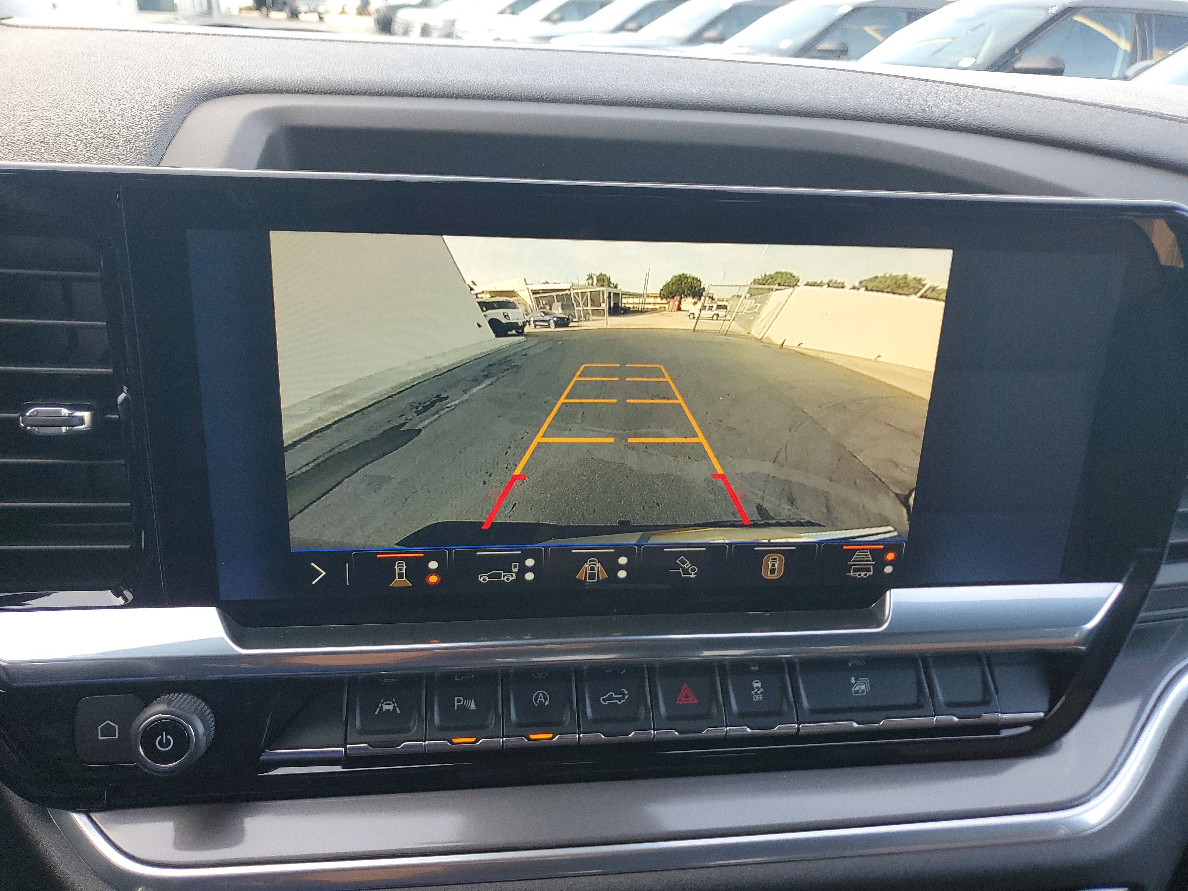 Used 2025 Chevrolet Silverado 1500 High Country image 31