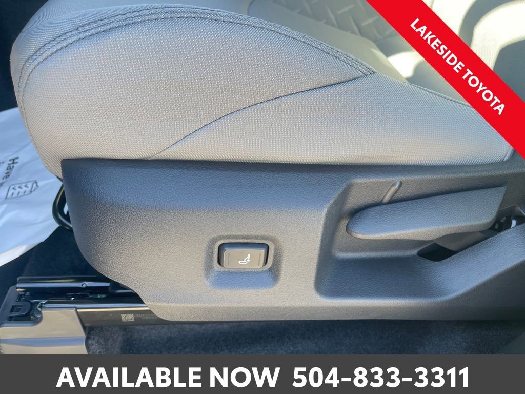 Certified 2025 Toyota Tacoma SR5 image 29